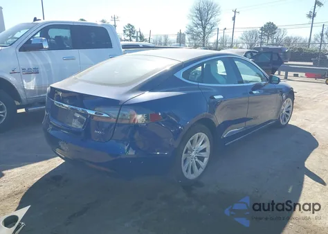 2018 Tesla Model S 100D/75D/P100D z USA, uszkodzony, nr VIN 5YJSA1E29JF295088
